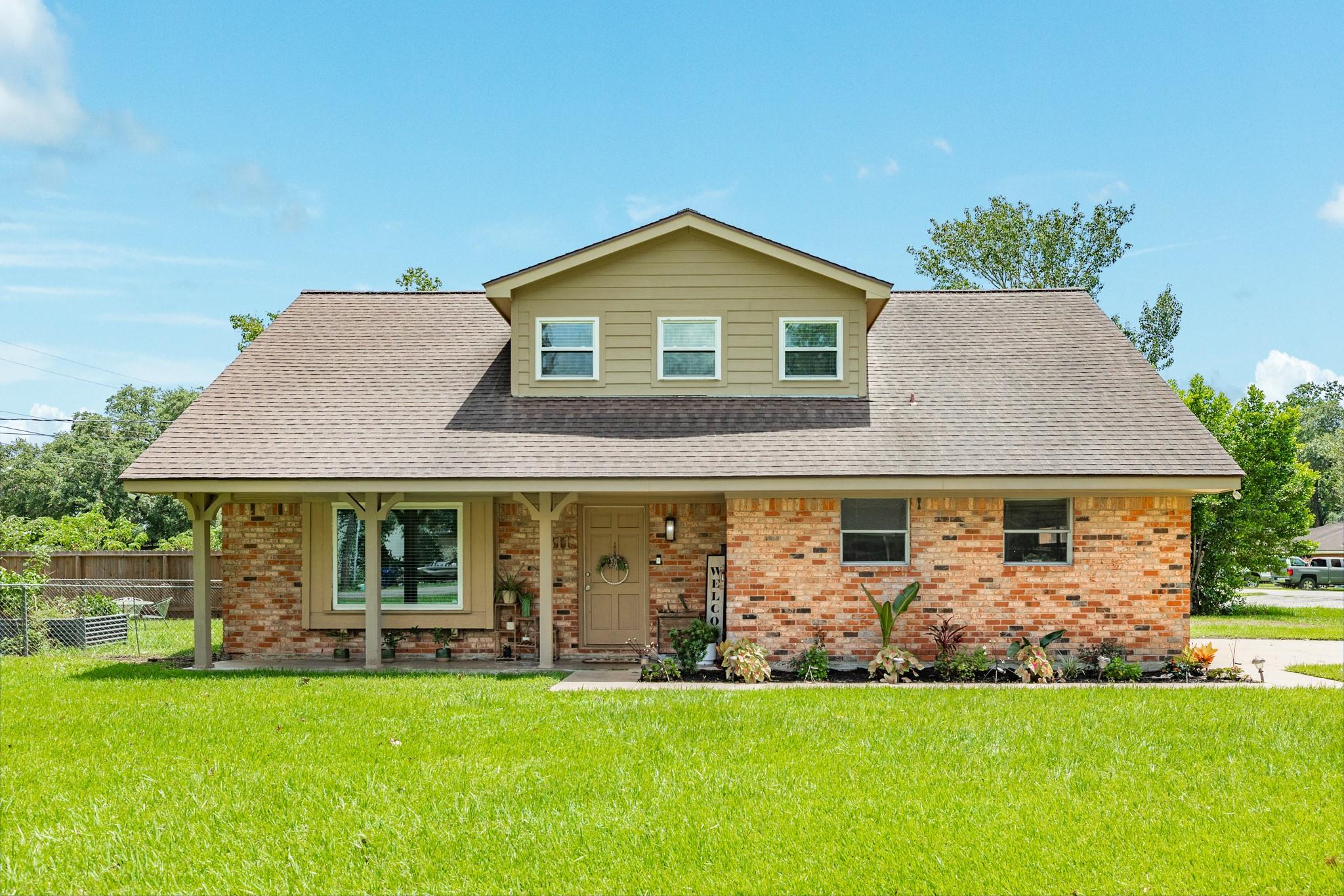 811 Loggins Drive