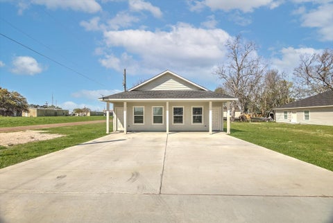 Photo of 609 Canal Street, Anahuac, TX 77514 (MLS # 8338605)