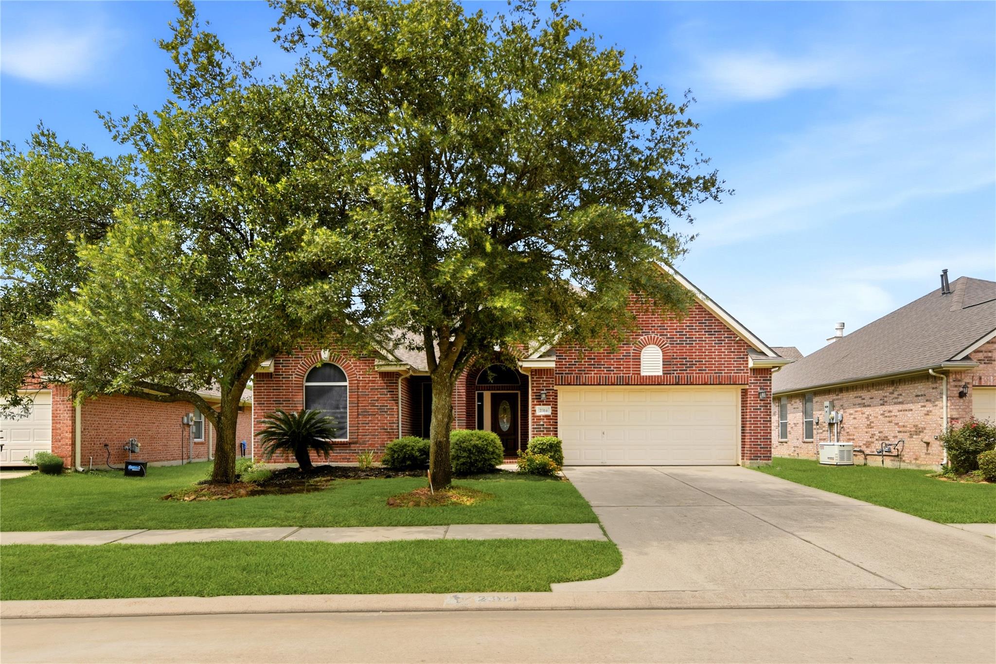 2314 Ligustrum Flower Drive