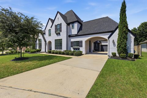 Photo of 13606 Rollins Green Lane, Cypress, TX 77429 (MLS # 21779101)