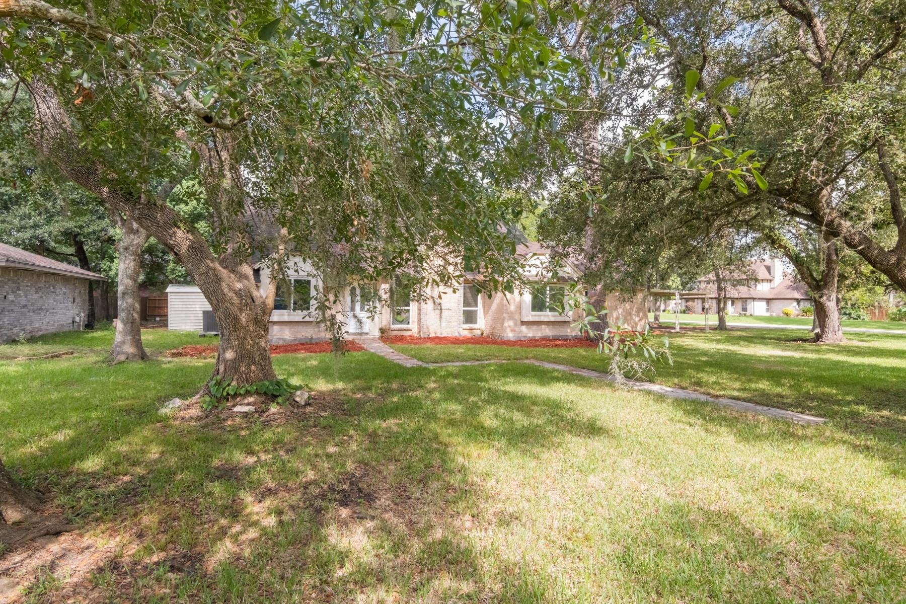 3820 Evergreen Drive