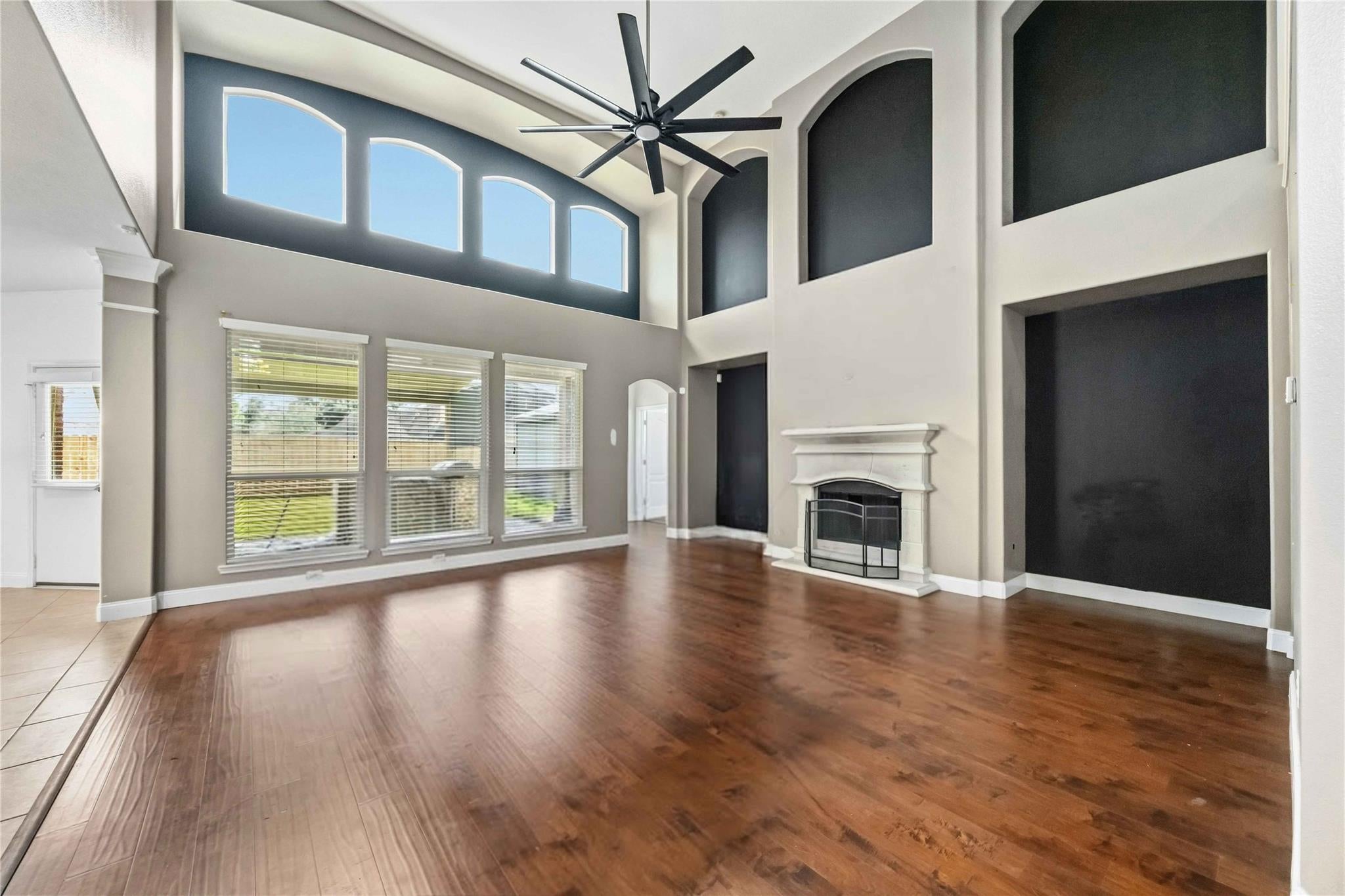 2522 Crystal Shore Drive
