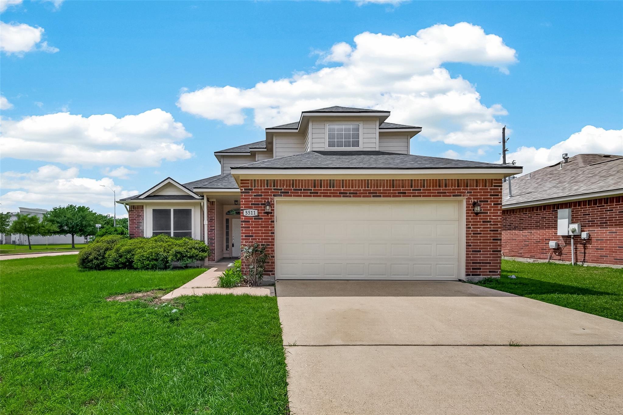 5511 Bear Paw Circle