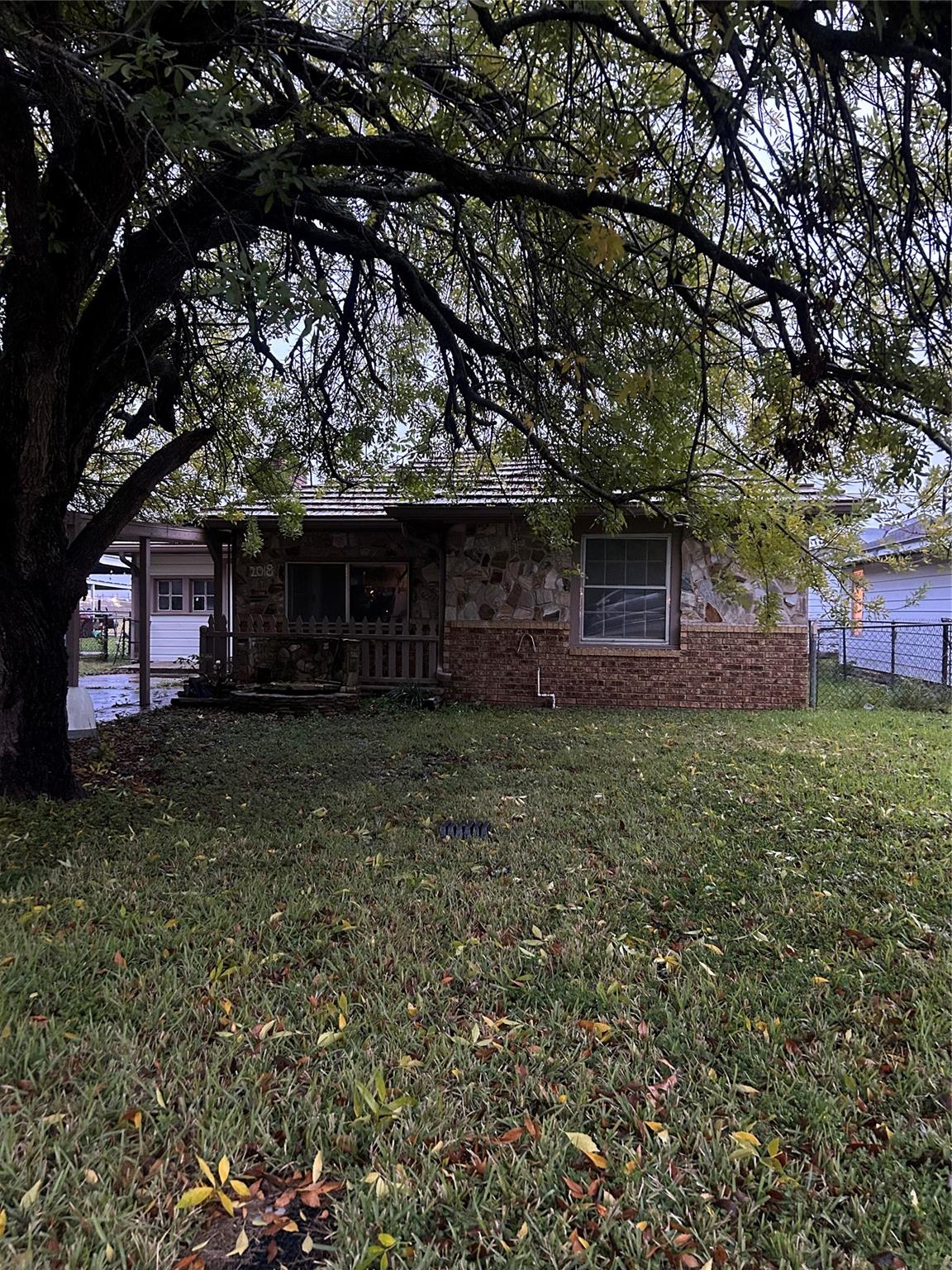 2018 N Avenue H