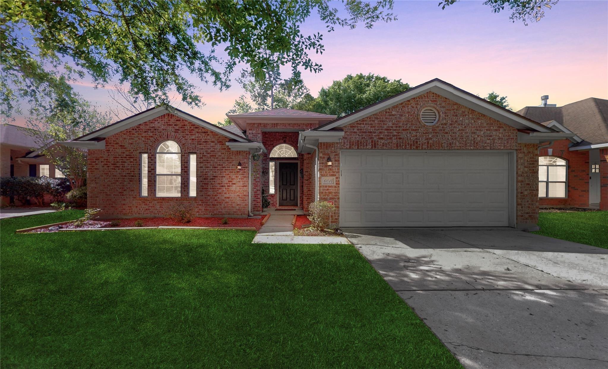 6014 Knollwood Trail