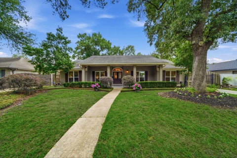 Photo of 5535 Queensloch Drive Drive, Houston, TX 77096 (MLS # 83439841)