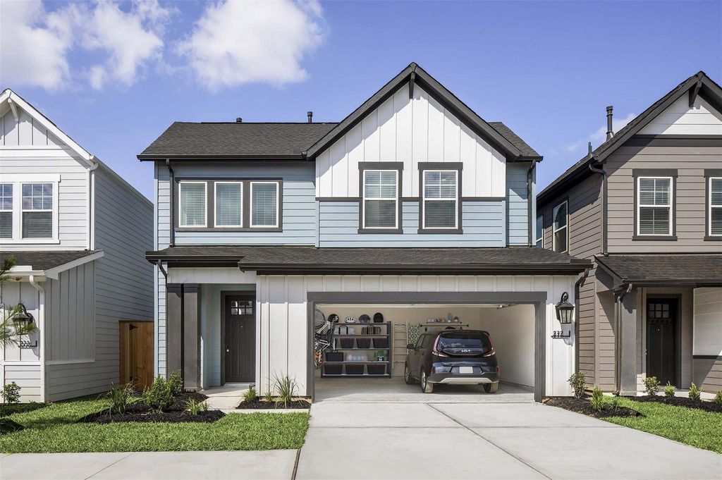 Photo of 1840 Woodland Field Crossing #128, Spring, TX 77380 (MLS # 25935360)