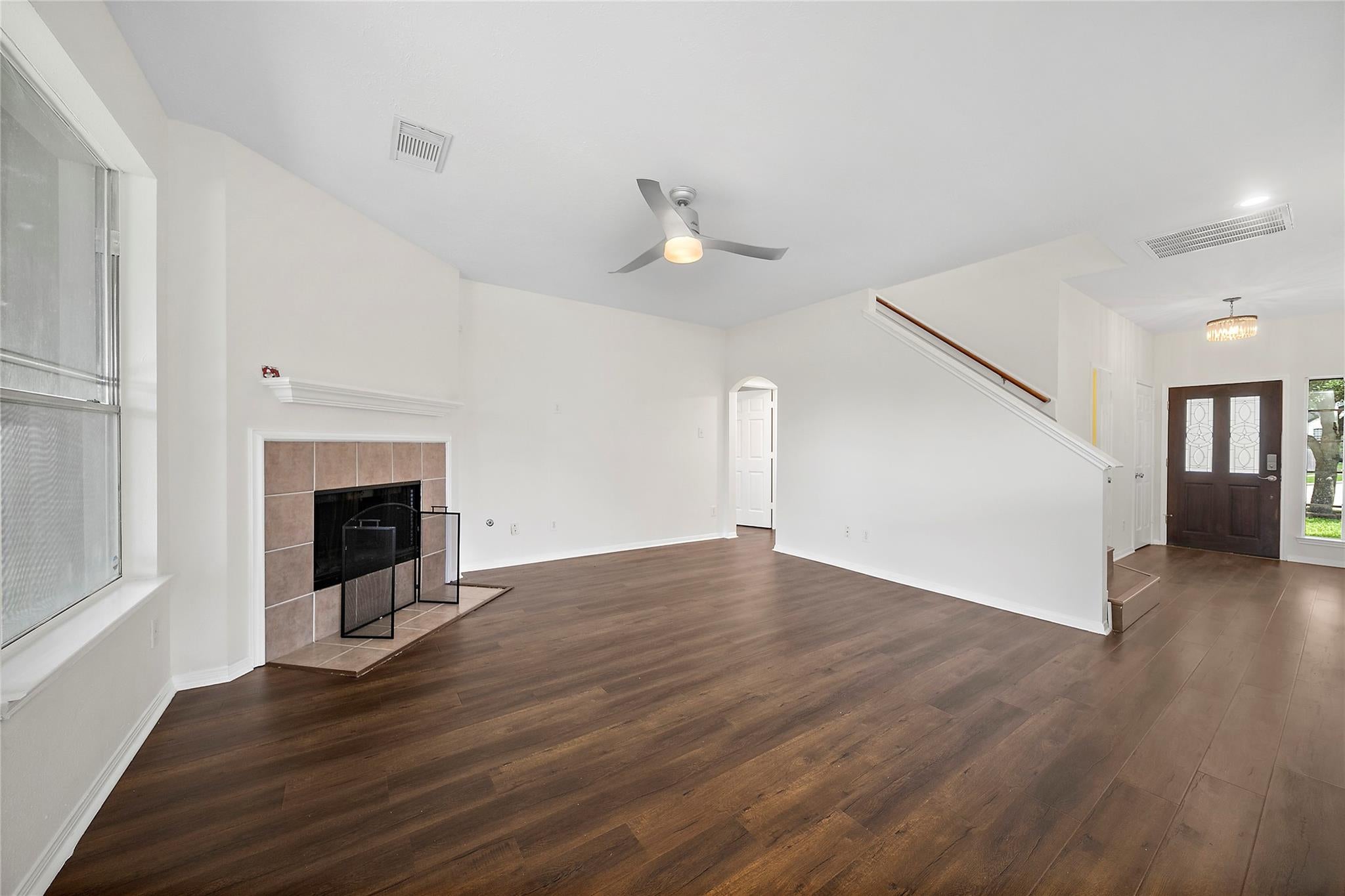 3122 Glen Cullen Lane