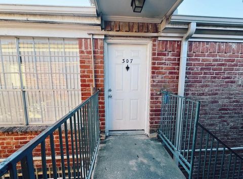 Photo of 9201 Clarewood Drive #307, Houston, TX 77036 (MLS # 35101171)