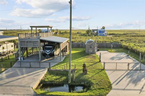 Photo of 1245 O Neil Road, Crystal Beach, TX 77650 (MLS # 10370720)