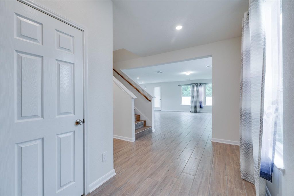 Photo of 2547 White Bluff Lane, Houston, TX 77038 (MLS # 12505341)