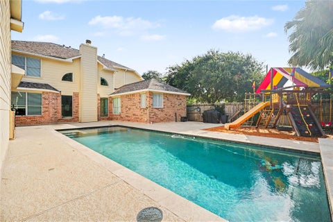 Homes For Sale - 1626 Old Orchard Lane<br/> Harris County, Seabrook, TX 77586