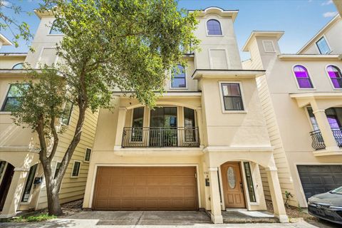 Photo of 5308 Larkin Street #B, Houston, TX 77007 (MLS # 85065990) Photo of 5308 Larkin Street #B, Houston, TX 77007 (MLS # 85065990)