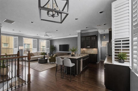 Photo of 6363 Fairdale Lane #H, Houston, TX 77057 (MLS # 11112397)