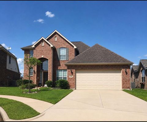 Photo of 22610 Torrisdale Lane, Tomball, TX 77375 (MLS # 30146299)