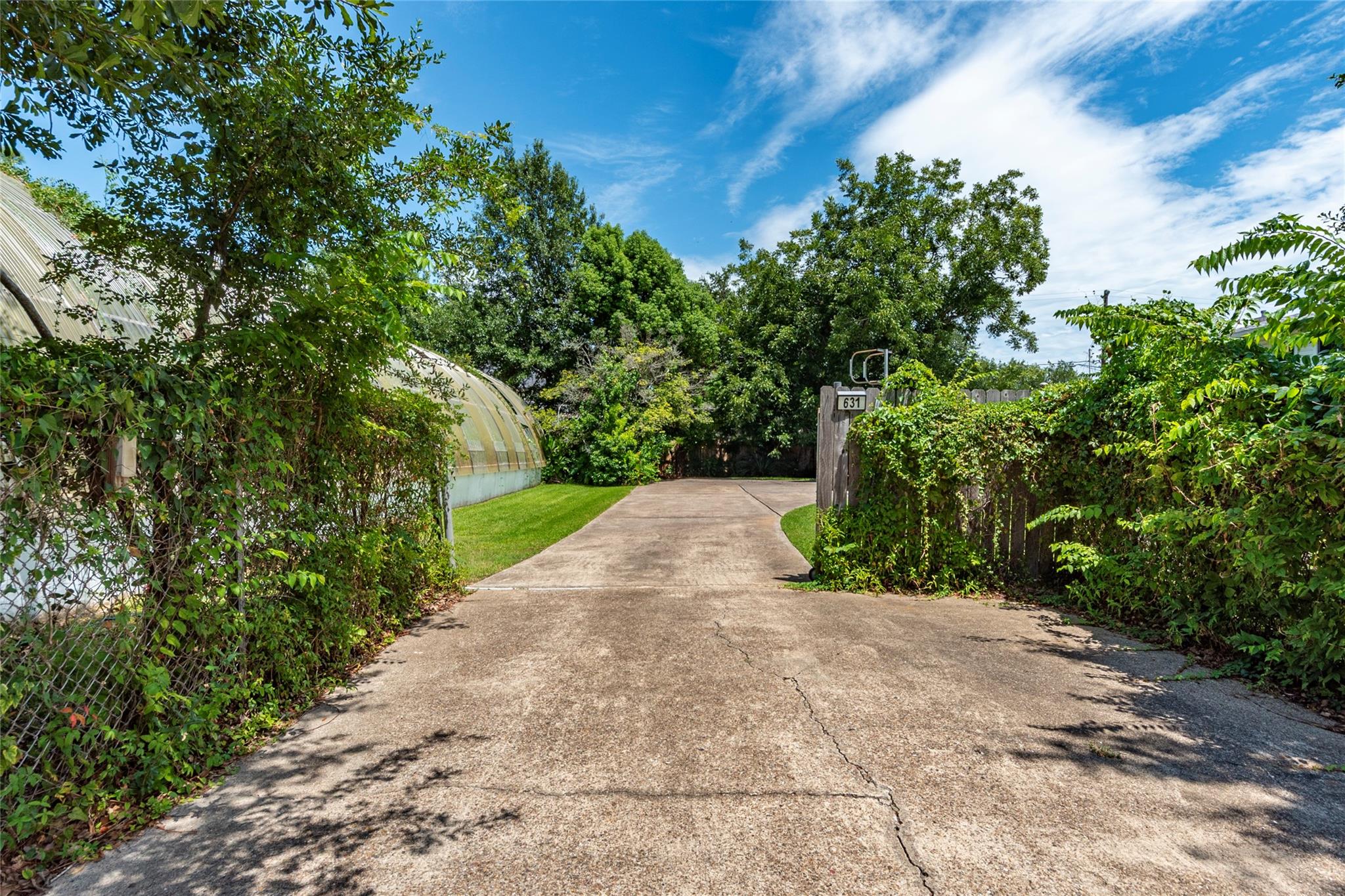 631 E Shore Drive