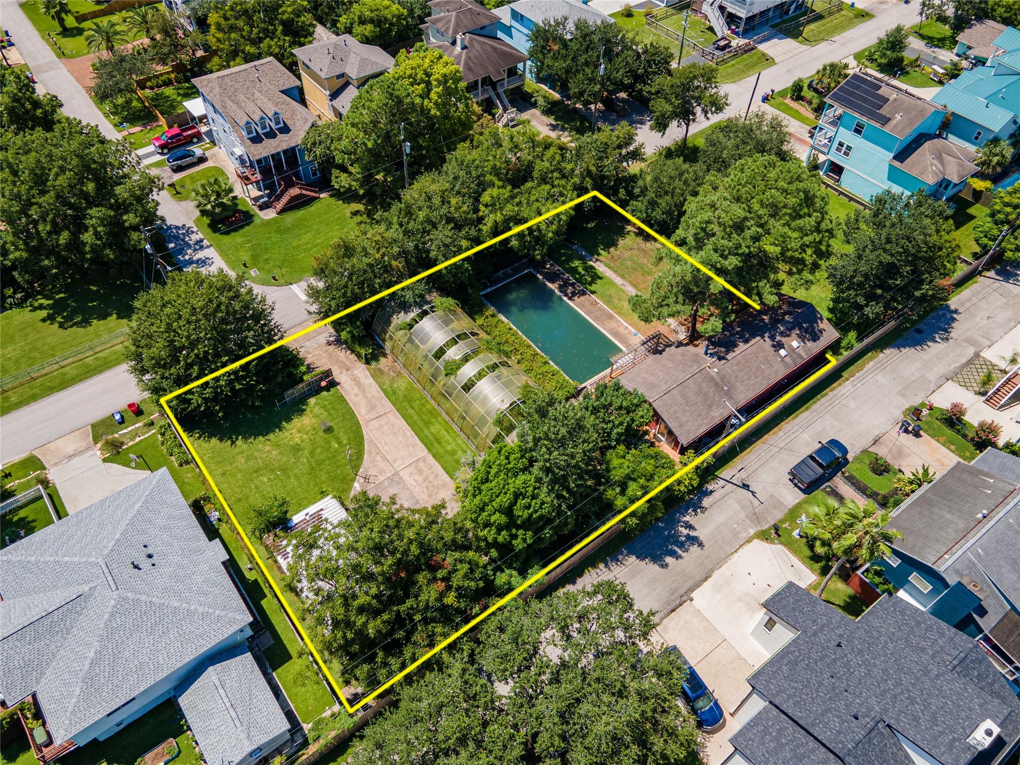 631 E Shore Drive