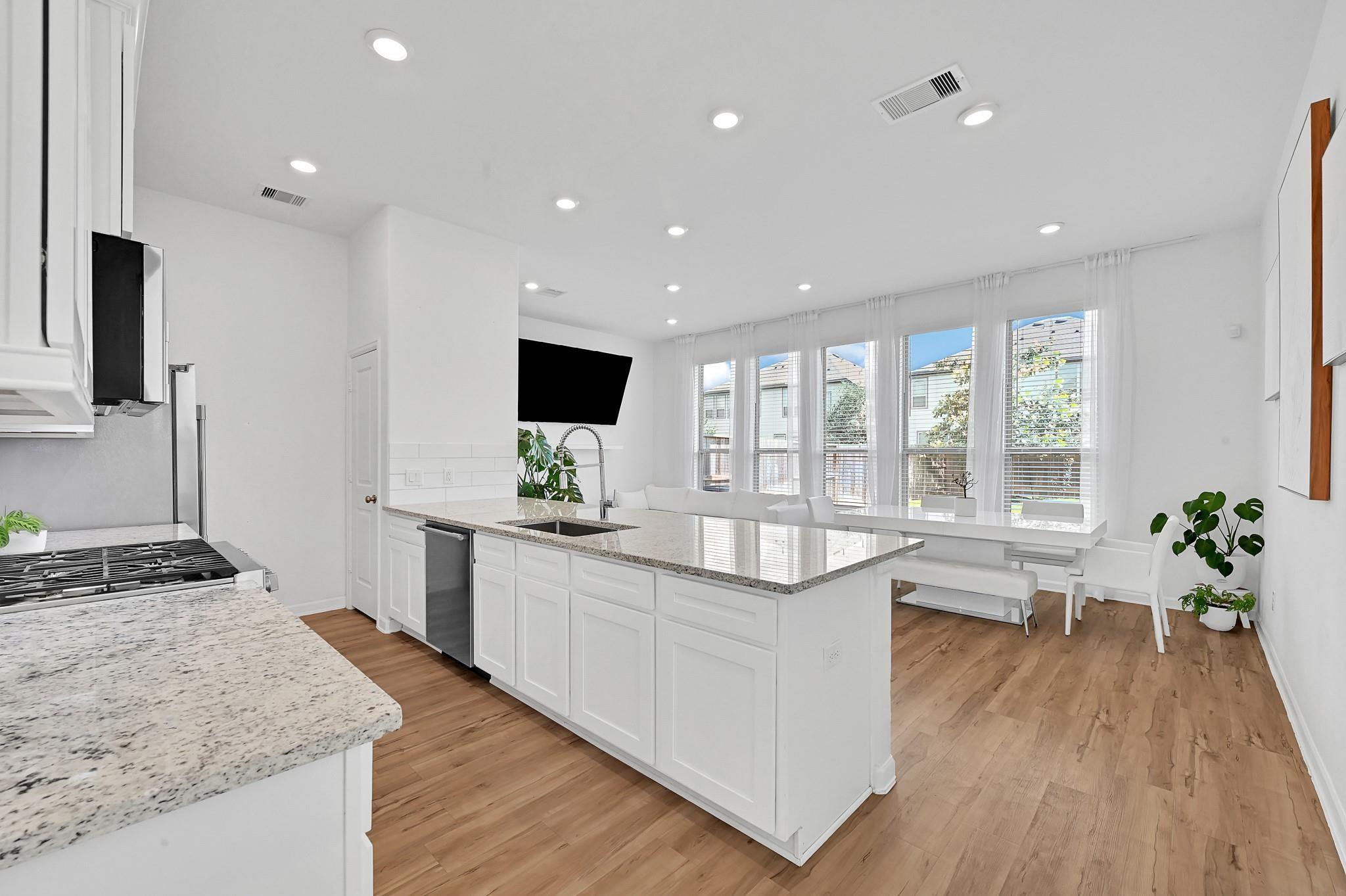 4027 Balboa Drive
