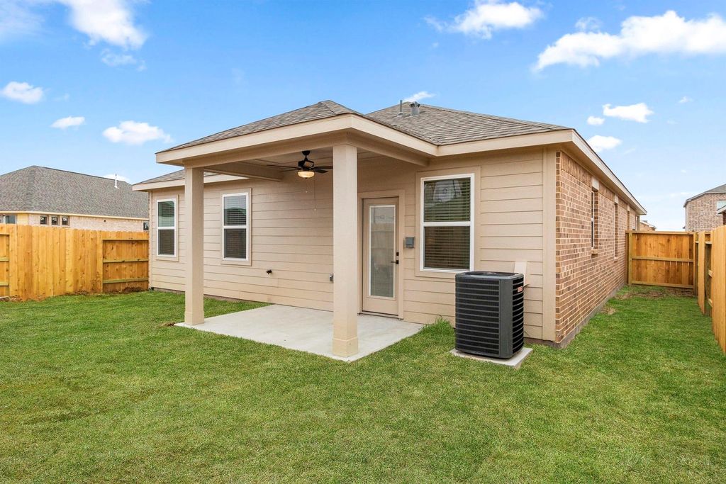 Photo of 1026 Whispering Winds Drive, Beasley, TX 77417 (MLS # 52829502)