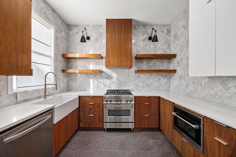 Photo of 1801 Oneil Street #C, Houston, TX 77019 (MLS # 58063098)