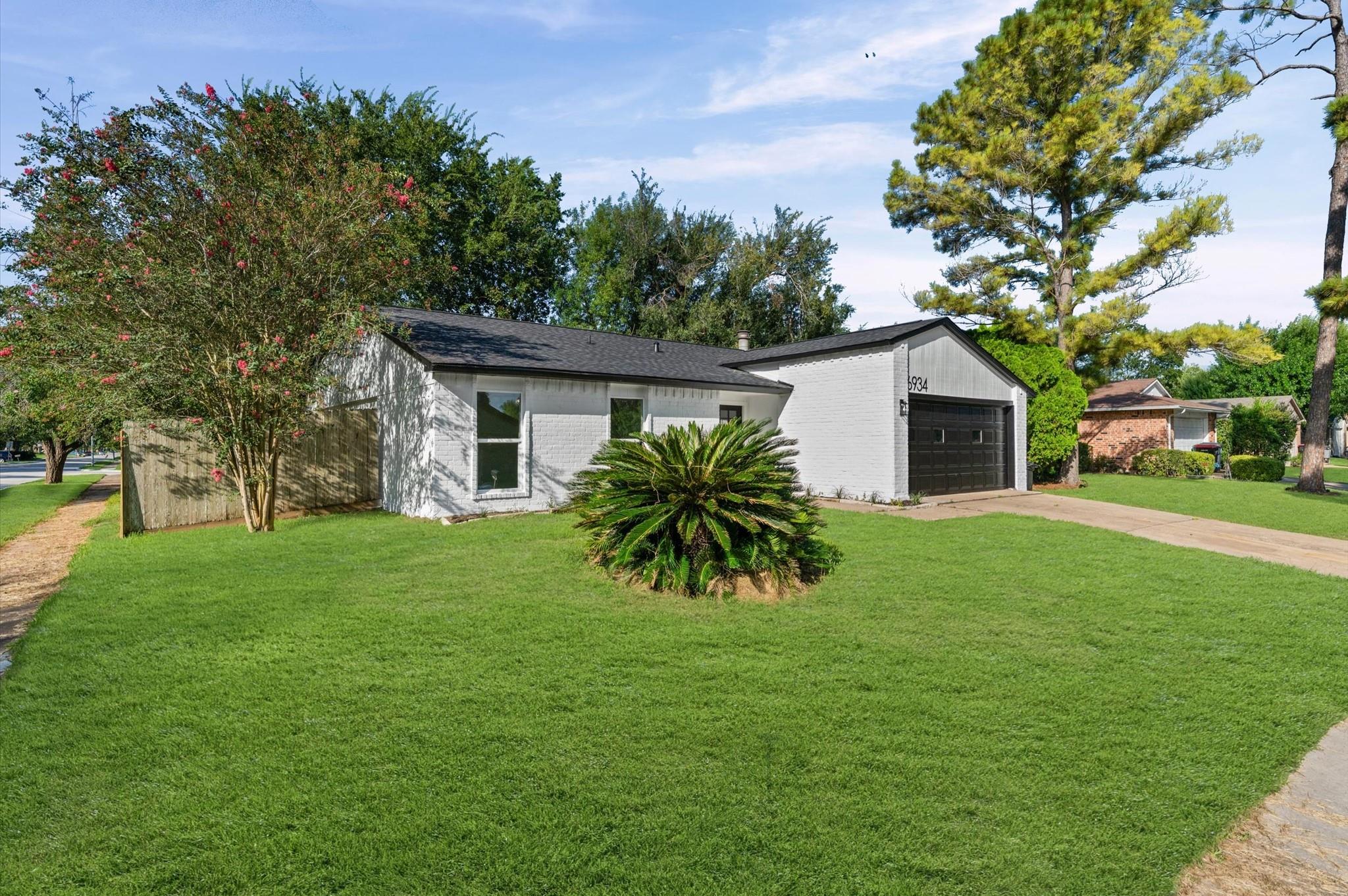 6934 Pickett Drive