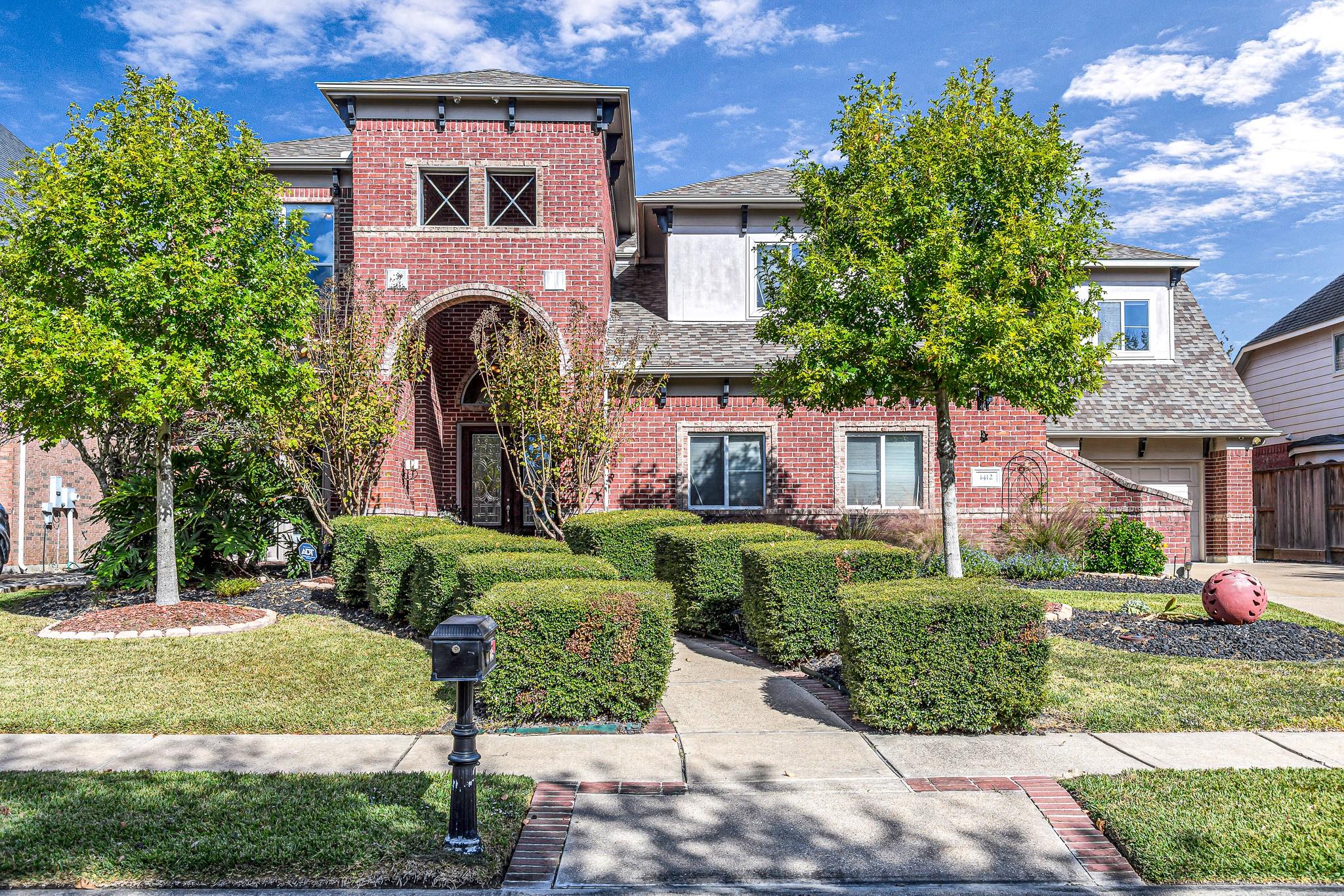 1412 Cabot Lakes Drive