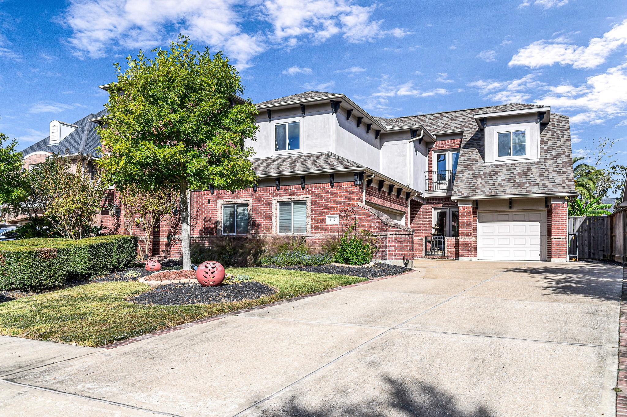 1412 Cabot Lakes Drive