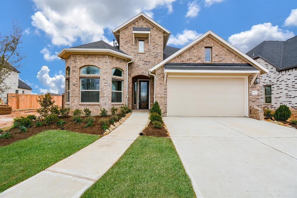 923 Orange Zest Lane