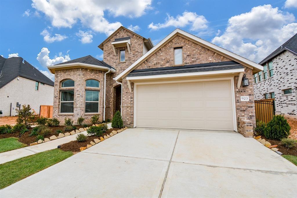 923 Orange Zest Lane