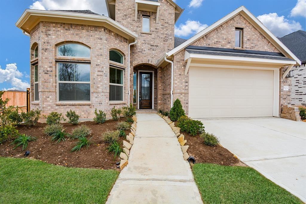 923 Orange Zest Lane