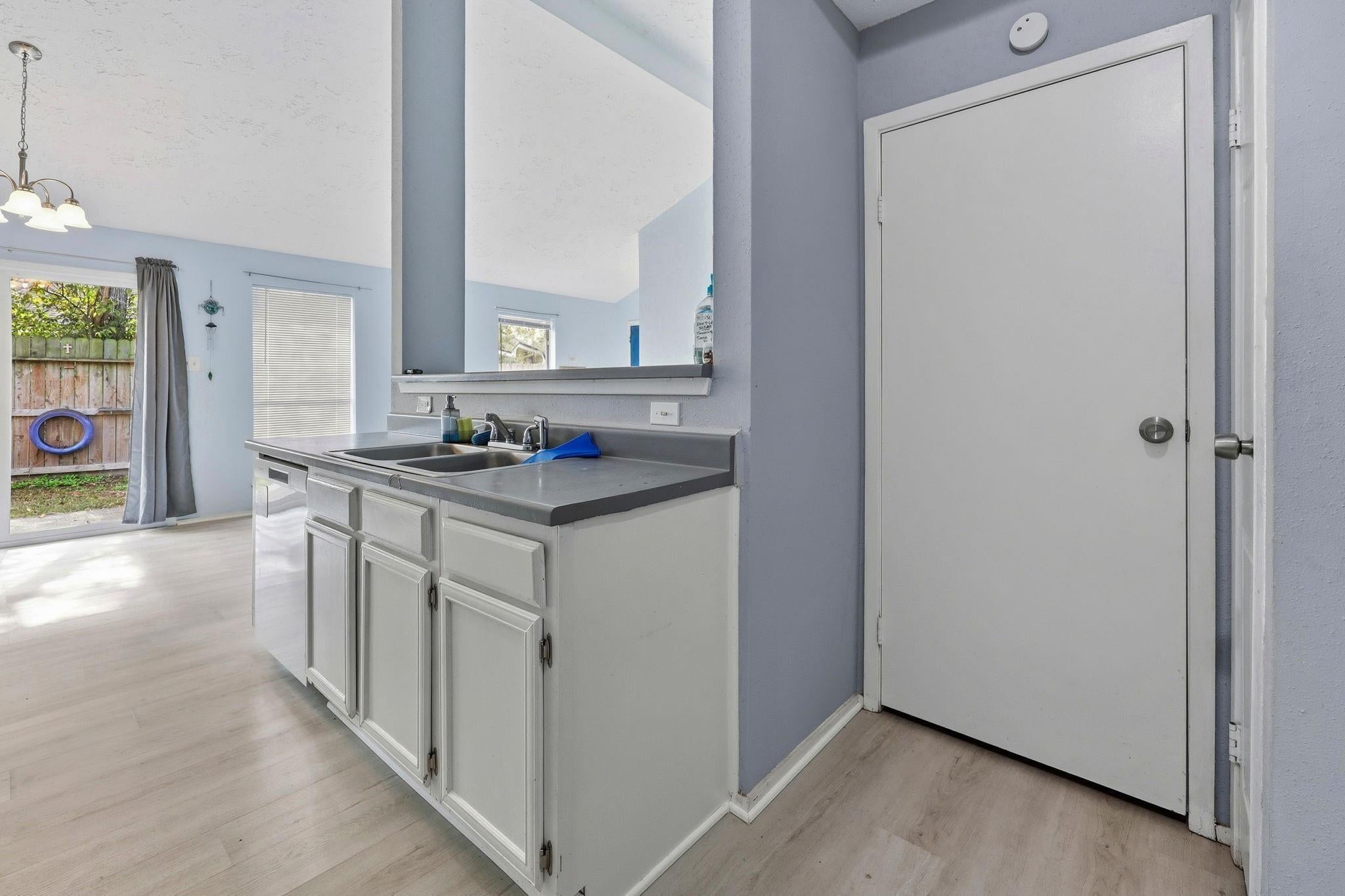 5421 Diane Court
