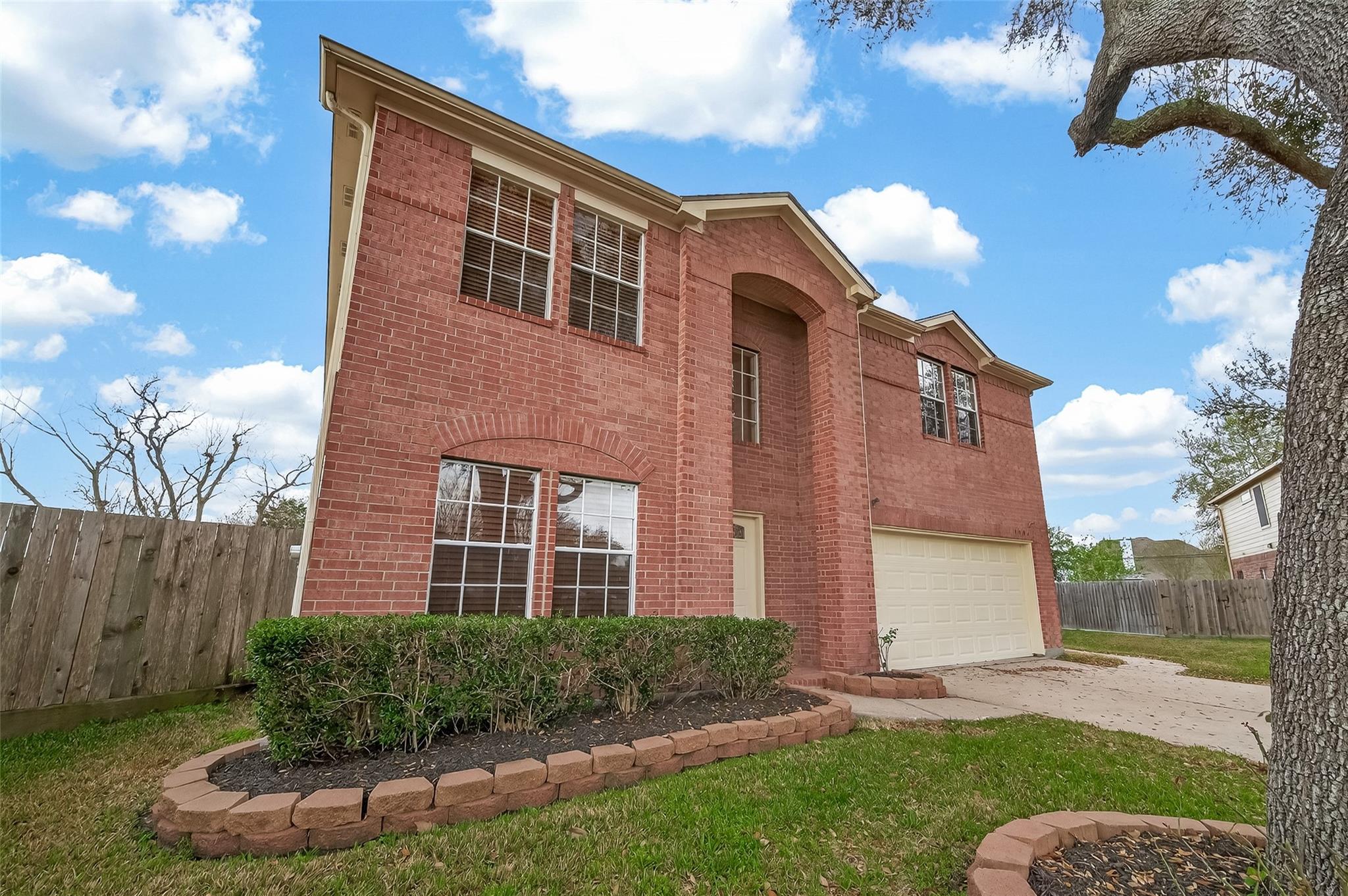 9904 Fair Brook Way