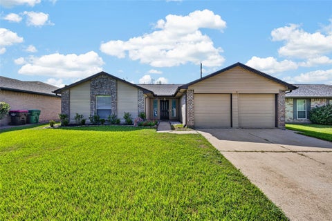 Photo of 707 Shenandoah Drive, Richmond, TX 77469 (MLS # 52528406)