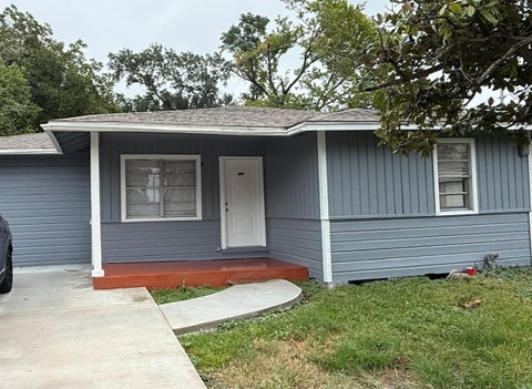 Photo of 821 Evanston Street, Houston, TX 77015 (MLS # 91880848)