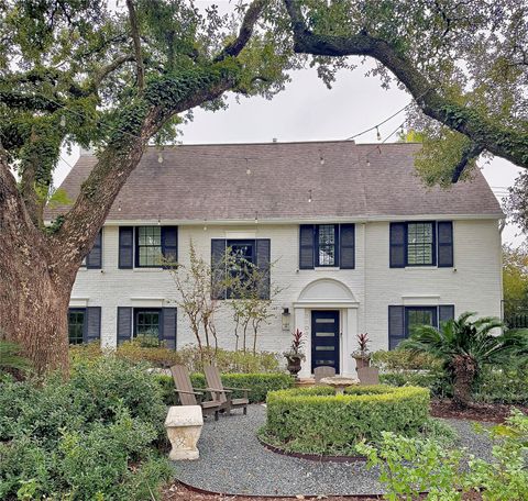 Photo of 3109 Avalon Place, Houston, TX 77019 (MLS # 34201510)