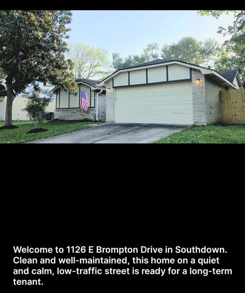 Photo of 1126 E Brompton Drive, Pearland, TX 77584 (MLS # 31766294)