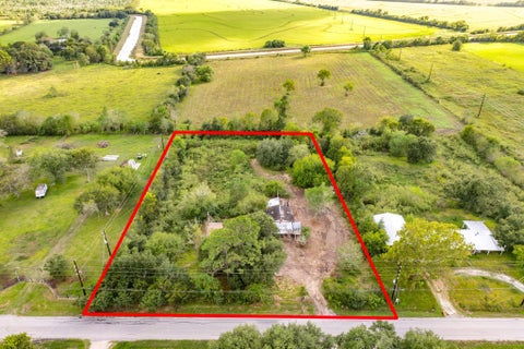 Photo of 7724 Jordan Road, Manvel, TX 77578 (MLS # 77399608)