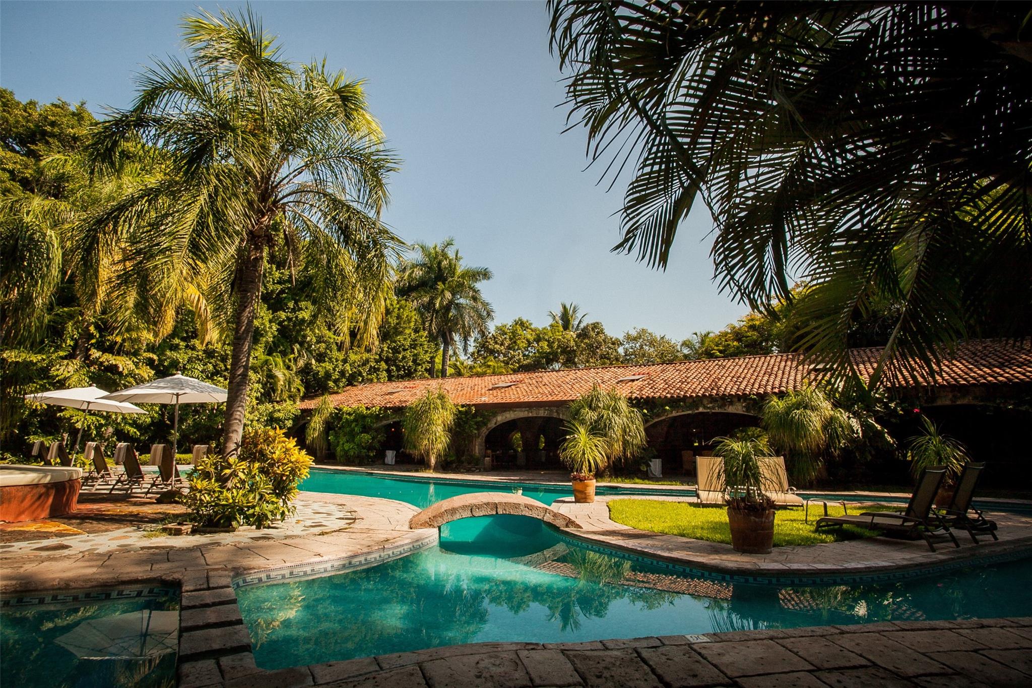 Km 41.8 Carret. Fed. Mex. Chip. Leonardo Bravo Plaza Route