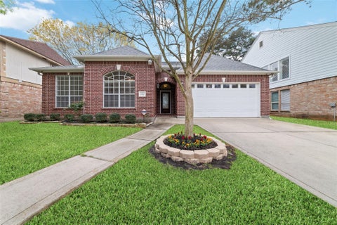 Photo of 13311 Duke Of York Lane, Houston, TX 77070 (MLS # 58254911)