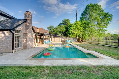 Photo of 5351 Summer Snow Drive, Houston, TX 77041 (MLS # 43286029)