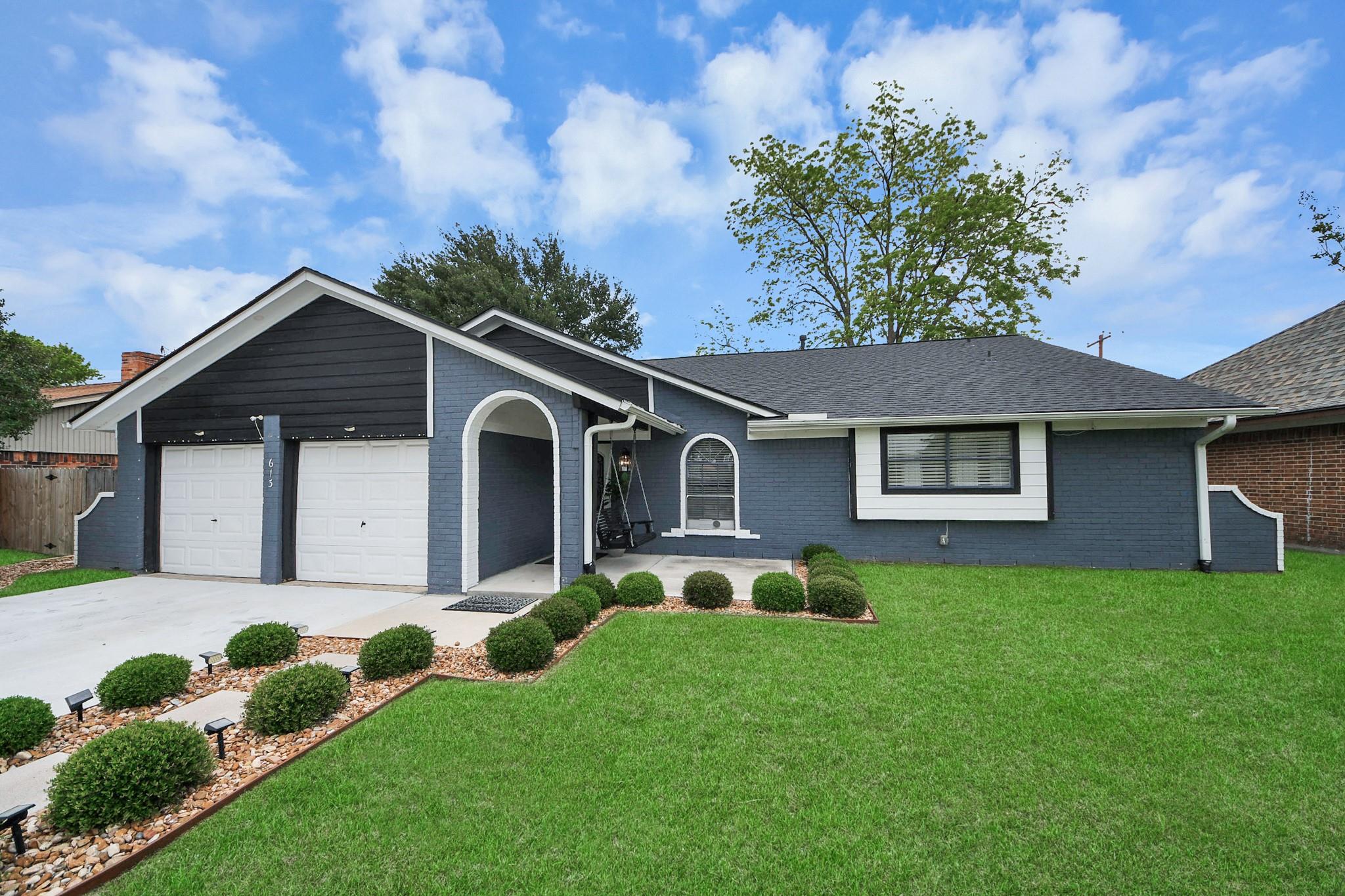 613 Luella Ave