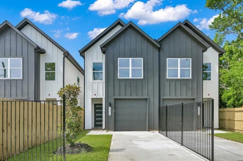 Photo of 3334 Francis Street #A, Houston, TX 77004 (MLS # 81410233)