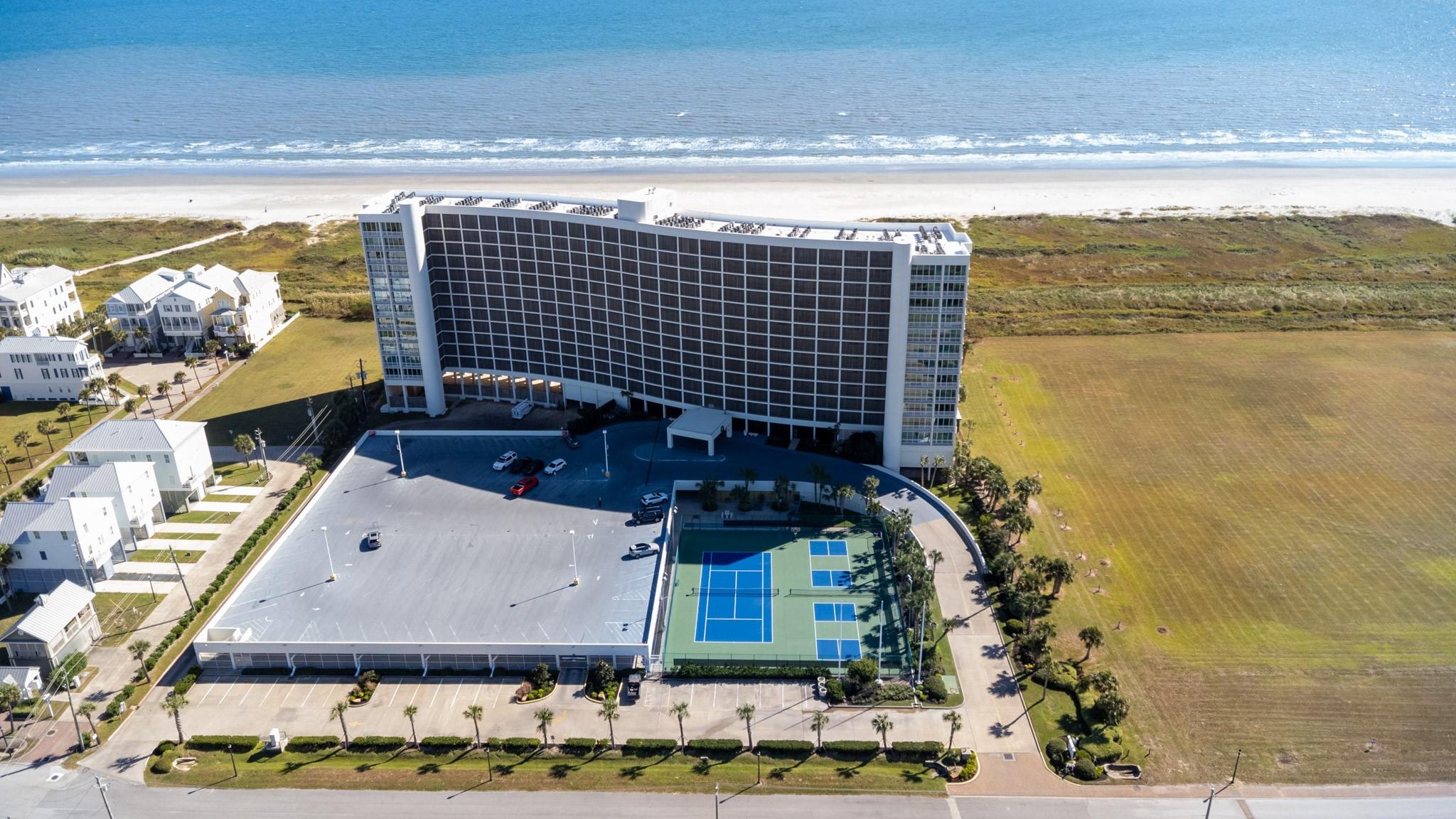 1401 E Beach Drive 714