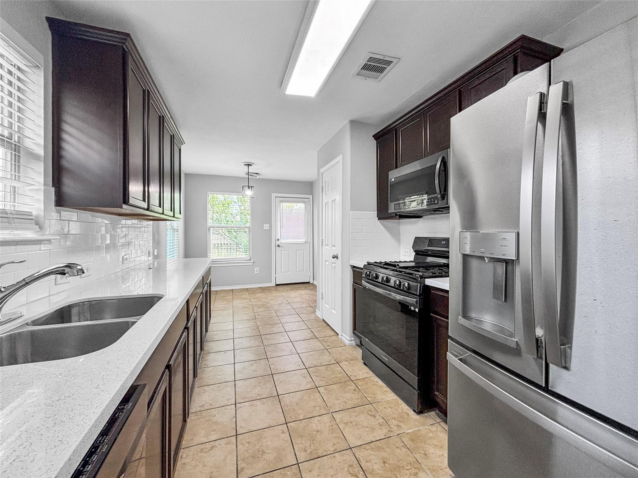 4311 Amaryllis Avenue