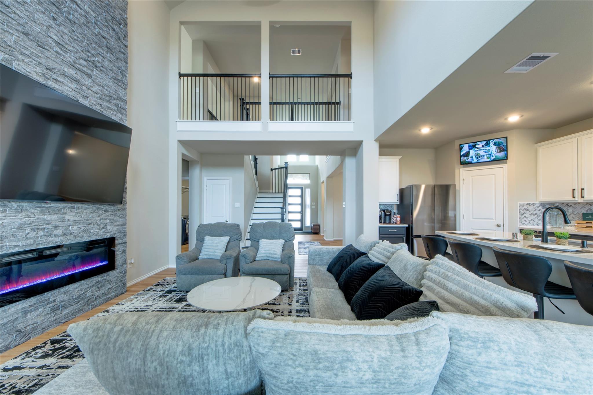 28821 Chalk Ridge Lane