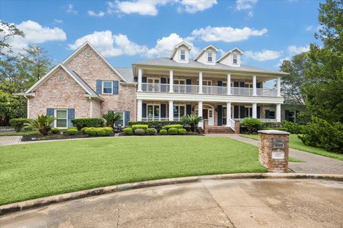 Photo of 223 Heritage Oaks Lane, Houston, TX 77024 (MLS # 2830140)
