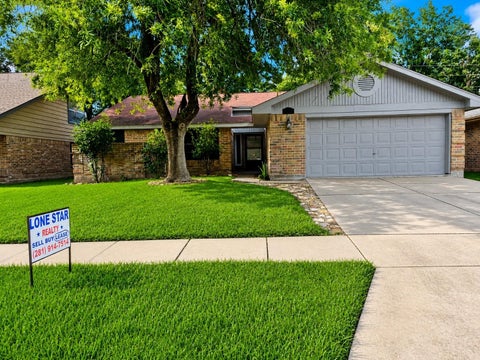 Photo of 12110 Hedgedown Drive, Houston, TX 77065 (MLS # 87347449)