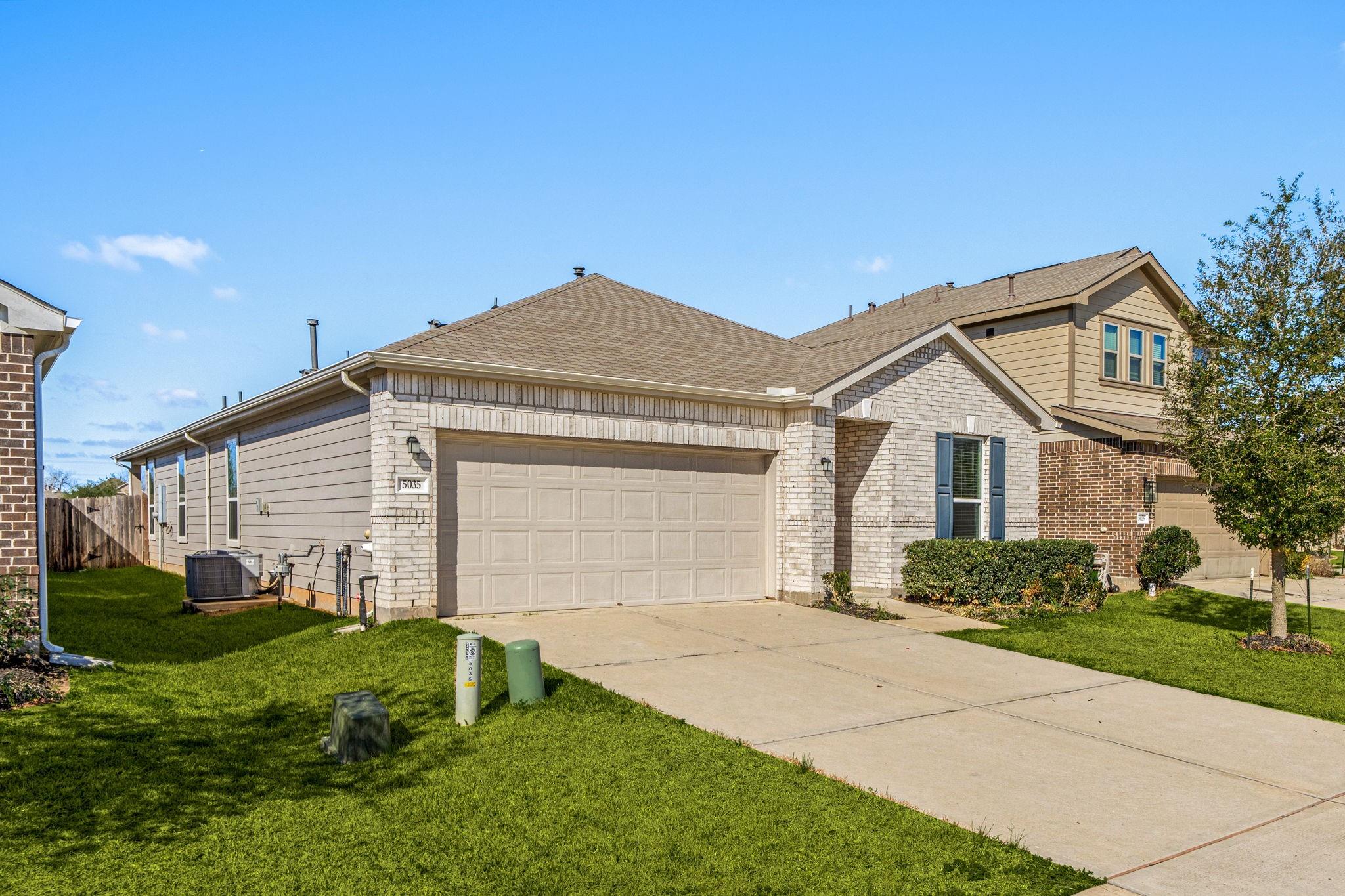 5035 Hickory Deer Lane