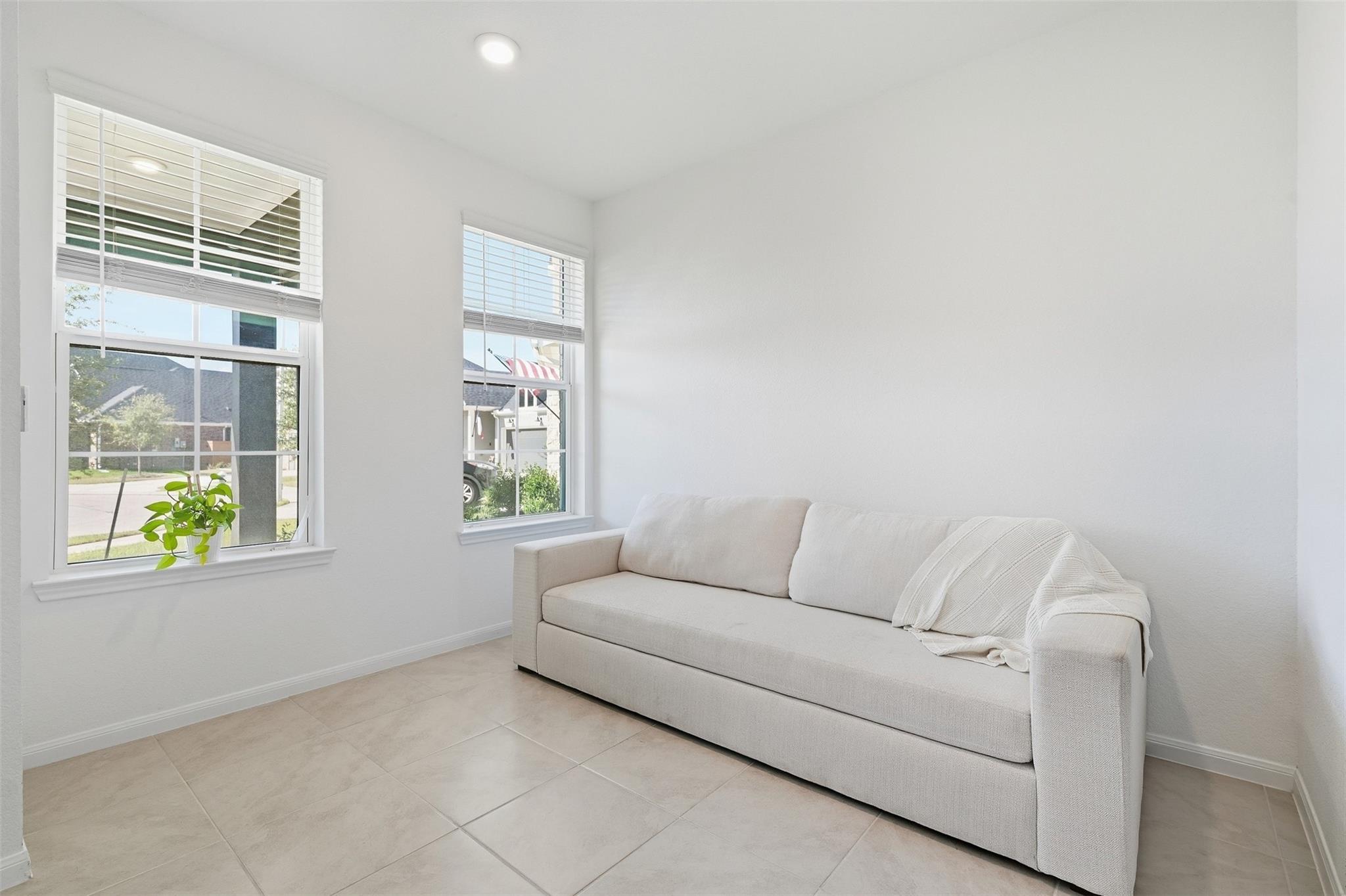 5638 Birchwood Glen Drive