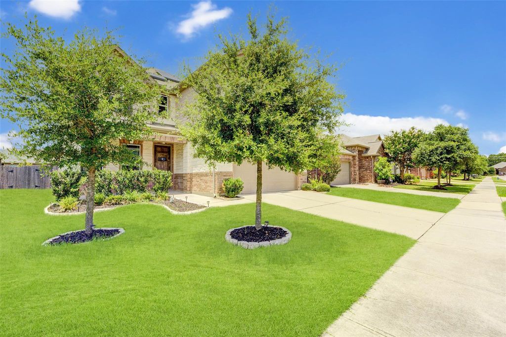 Photo of 15623 Hanover Breeze Lane, Houston, TX 77044 (MLS # 3780334)